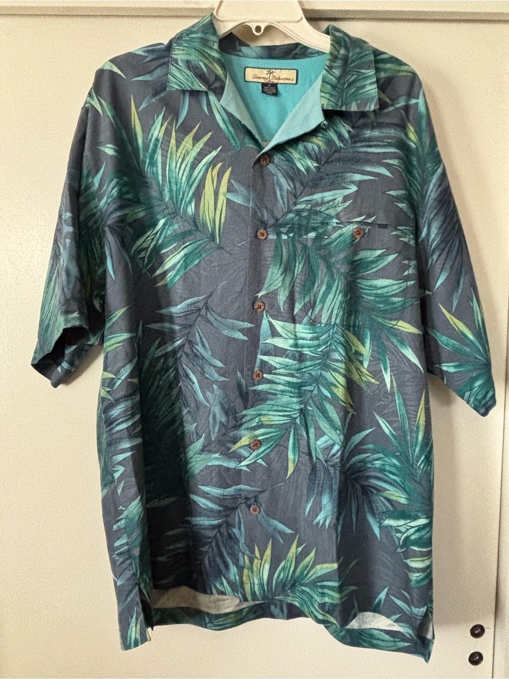 Tommy Bahama Green & Teal Tropical Leaf Button-Down Men’s Shirt M